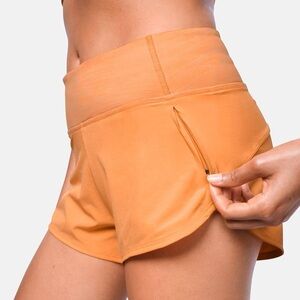 OUTDOOR VOICES Hudson Shorts in Clementine Orange